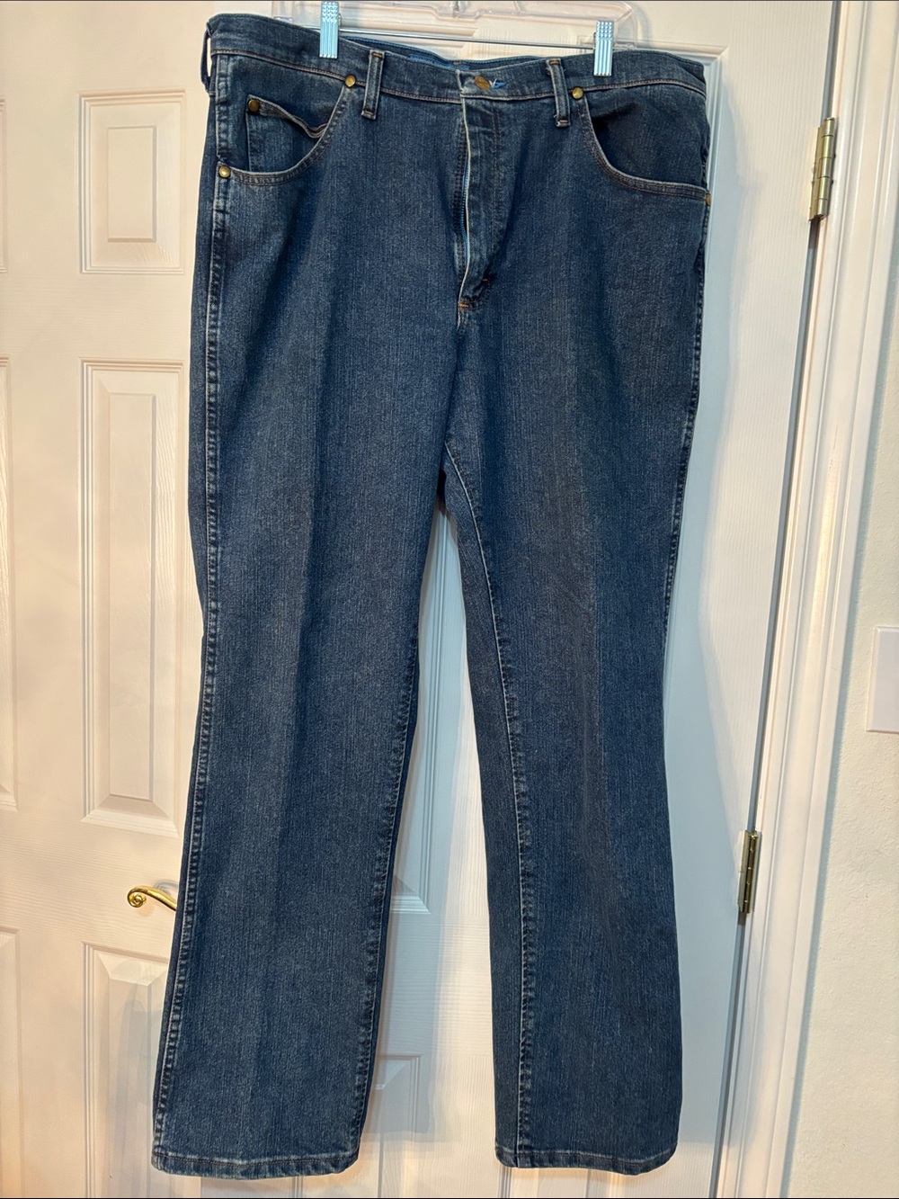 Wrangler Men's Dark Blue Straight-Leg Jeans